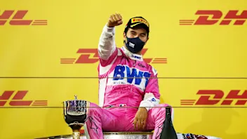 w5dTQxazE6TCIrem4OS4-WomTPj2axZo