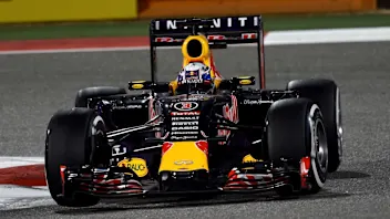 Daniel Ricciardo (AUS) Red Bull Racing RB11 at Formula One World Championship, Rd4, Bahrain Grand