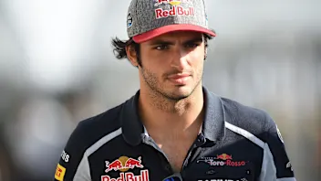 Carlos Sainz jr (ESP) Scuderia Toro Rosso at Formula One World Championship, Rd17, Japanese Grand