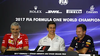 Maurizio Arrivabene (ITA) Ferrari Team Principal, Toto Wolff (AUT) Mercedes AMG F1 Director of