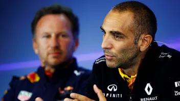 Christian Horner (GBR) Red Bull Racing Team Principal and Cyril Abiteboul (FRA) Renault Sport F1