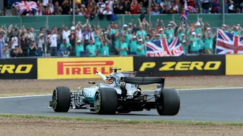 Race winner Lewis Hamilton (GBR) Mercedes-Benz F1 W08 Hybrid celebrates at the end of the race at