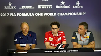 Frederic Vasseur (FRA) Sauber Team Principal, Mattia Binotto (ITA) Ferrari Chief Technical Officer