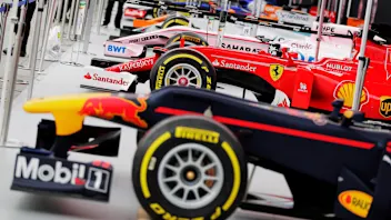 F1 garage at F1 London Live, Trafalgar Square, London, England, Wednesday 12 July