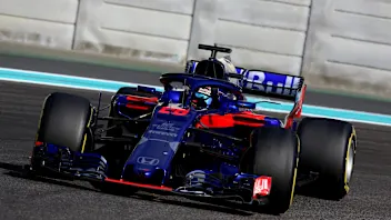 Daniil Kvyat, Scuderia Toro Rosso STR13 at Formula One Testing, Day Two, Yas Marina Circuit, Abu