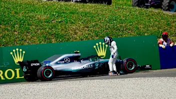 Valtteri Bottas (FIN) Mercedes-AMG F1 W09 EQ Power+ retires from the race at Formula One World