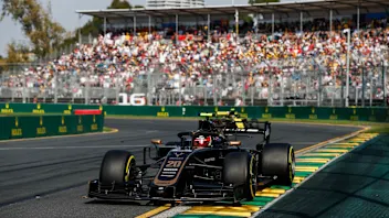 MELBOURNE GRAND PRIX CIRCUIT, AUSTRALIA - MARCH 17: Kevin Magnussen, Haas VF-19 during the