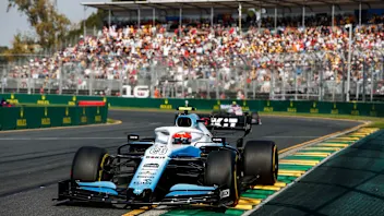 MELBOURNE GRAND PRIX CIRCUIT, AUSTRALIA - MARCH 17: Robert Kubica, Williams FW42 during the