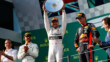 MELBOURNE GRAND PRIX CIRCUIT, AUSTRALIA - MARCH 17: Valtteri Bottas, Mercedes AMG F1, 1st position,