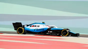 BAHRAIN INTERNATIONAL CIRCUIT, BAHRAIN - MARCH 29: Robert Kubica, Williams FW42 during the Bahrain