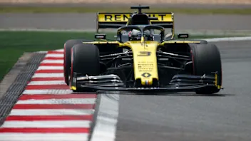 SHANGHAI INTERNATIONAL CIRCUIT, CHINA - APRIL 12: Daniel Ricciardo, Renault R.S.19 during the