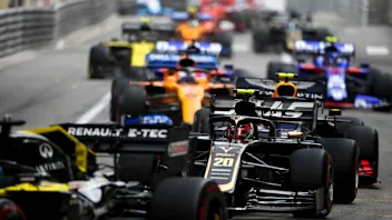 MONTE CARLO, MONACO - MAY 26: Kevin Magnussen, Haas VF-19 at the start of the race during the