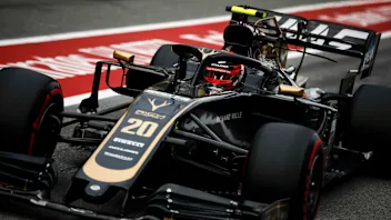CIRCUIT DE BARCELONA-CATALUNYA, SPAIN - MAY 11: Kevin Magnussen, Haas VF-19 during the Spanish GP