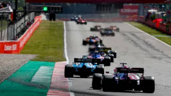 CIRCUIT DE BARCELONA-CATALUNYA, SPAIN - MAY 12: George Russell, Williams Racing FW42, leads Kimi