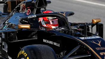 CIRCUIT DE BARCELONA-CATALUNYA, SPAIN - FEBRUARY 19: Kevin Magnussen, Haas F1 Team VF-19 during the