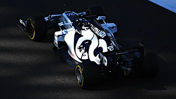 ABU DHABI, UNITED ARAB EMIRATES - DECEMBER 11: Daniil Kvyat of Russia driving the (26) Scuderia