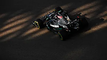 ABU DHABI, UNITED ARAB EMIRATES - DECEMBER 15: Nyck de Vries of the Netherlands driving the