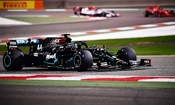 BAHRAIN, BAHRAIN - NOVEMBER 27: Lewis Hamilton of Great Britain driving the (44) Mercedes AMG