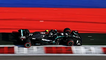 SOCHI, RUSSIA - SEPTEMBER 25: Valtteri Bottas of Finland driving the (77) Mercedes AMG Petronas F1