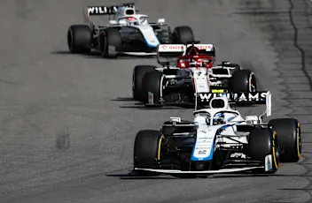 SOCHI, RUSSIA - SEPTEMBER 27: Nicholas Latifi of Canada driving the (6) Williams Racing FW43