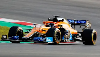 ISTANBUL, TURKEY - NOVEMBER 13: Carlos Sainz of Spain driving the (55) McLaren F1 Team MCL35