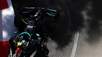 BAKU, AZERBAIJAN - JUNE 04: Valtteri Bottas of Finland driving the (77) Mercedes AMG Petronas F1
