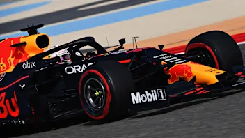 BAHRAIN, BAHRAIN - MARCH 26: Max Verstappen of the Netherlands driving the (33) Red Bull Racing