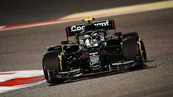 BAHRAIN, BAHRAIN - MARCH 28: Sebastian Vettel of Germany driving the (5) Aston Martin AMR21