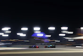 BAHRAIN, BAHRAIN - MARCH 20: Alexander Albon of Thailand driving the (23) Williams FW44 Mercedes