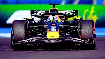 MEXICO CITY, MEXICO - OCTOBER 25: Max Verstappen of the Netherlands driving the (1) Oracle Red Bull