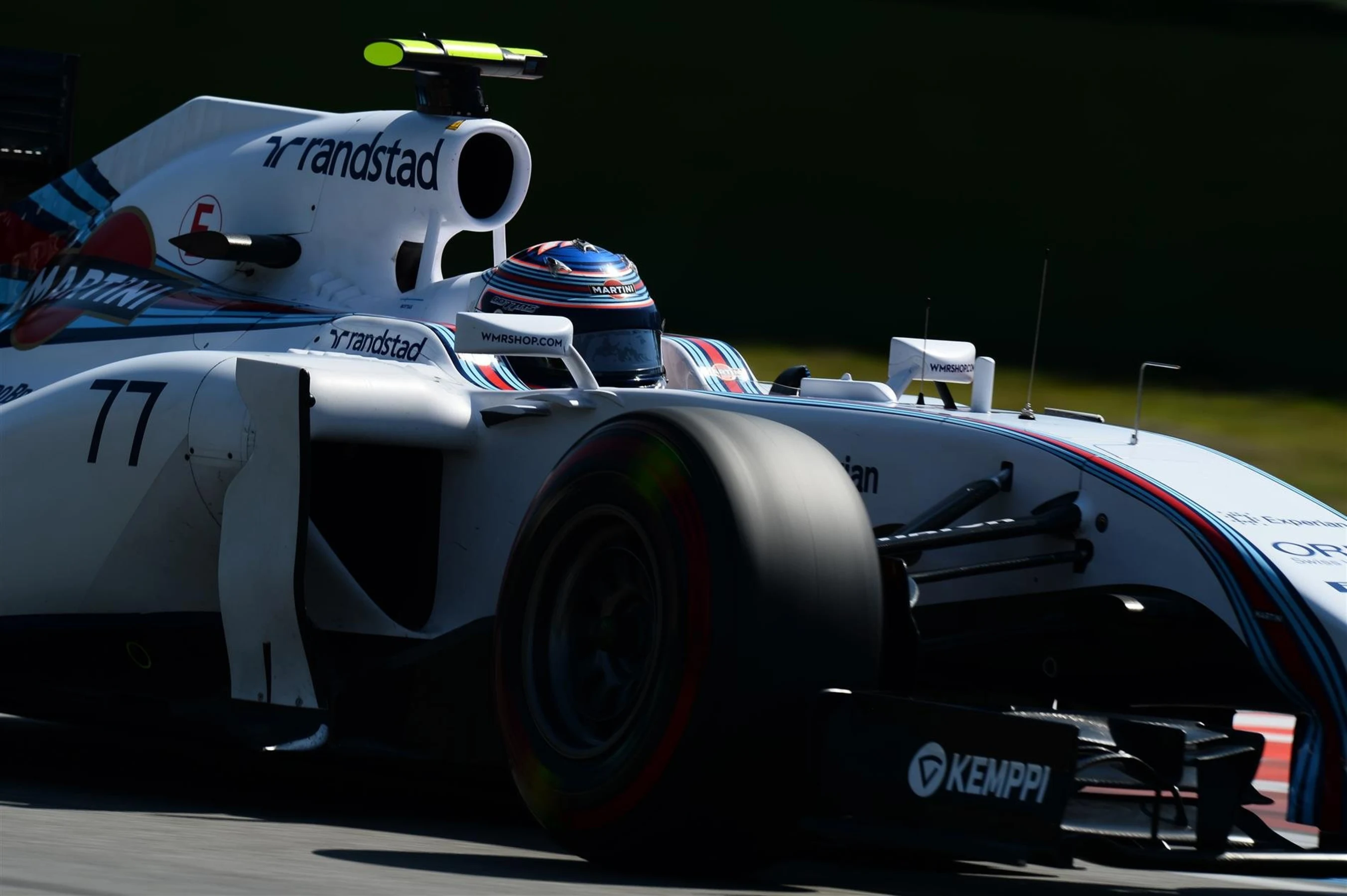 gZxJ-sutton-2013-dpl1419jy025.jpg