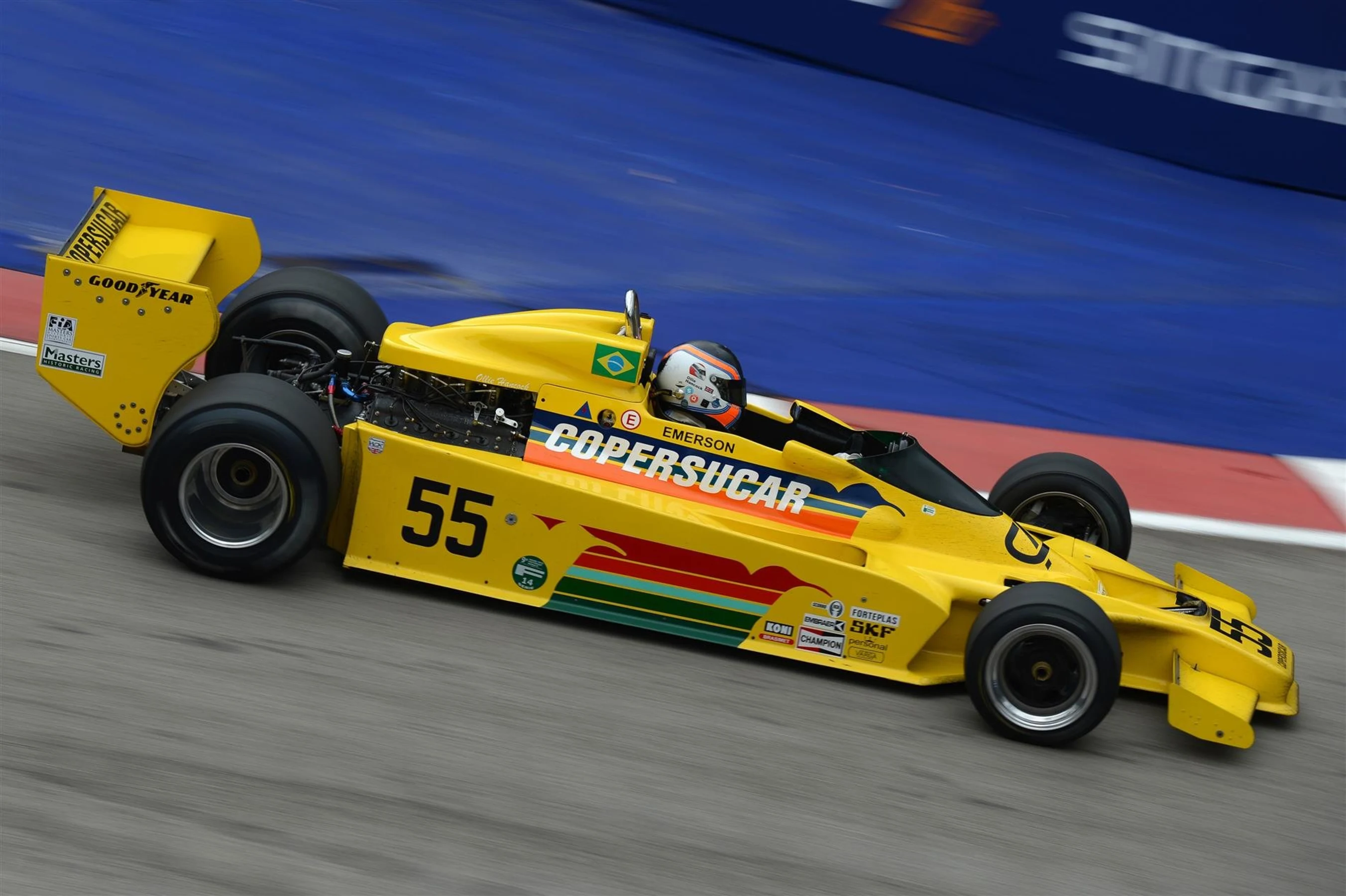 -zB0-sutton-2013-dpl1420se163.jpg