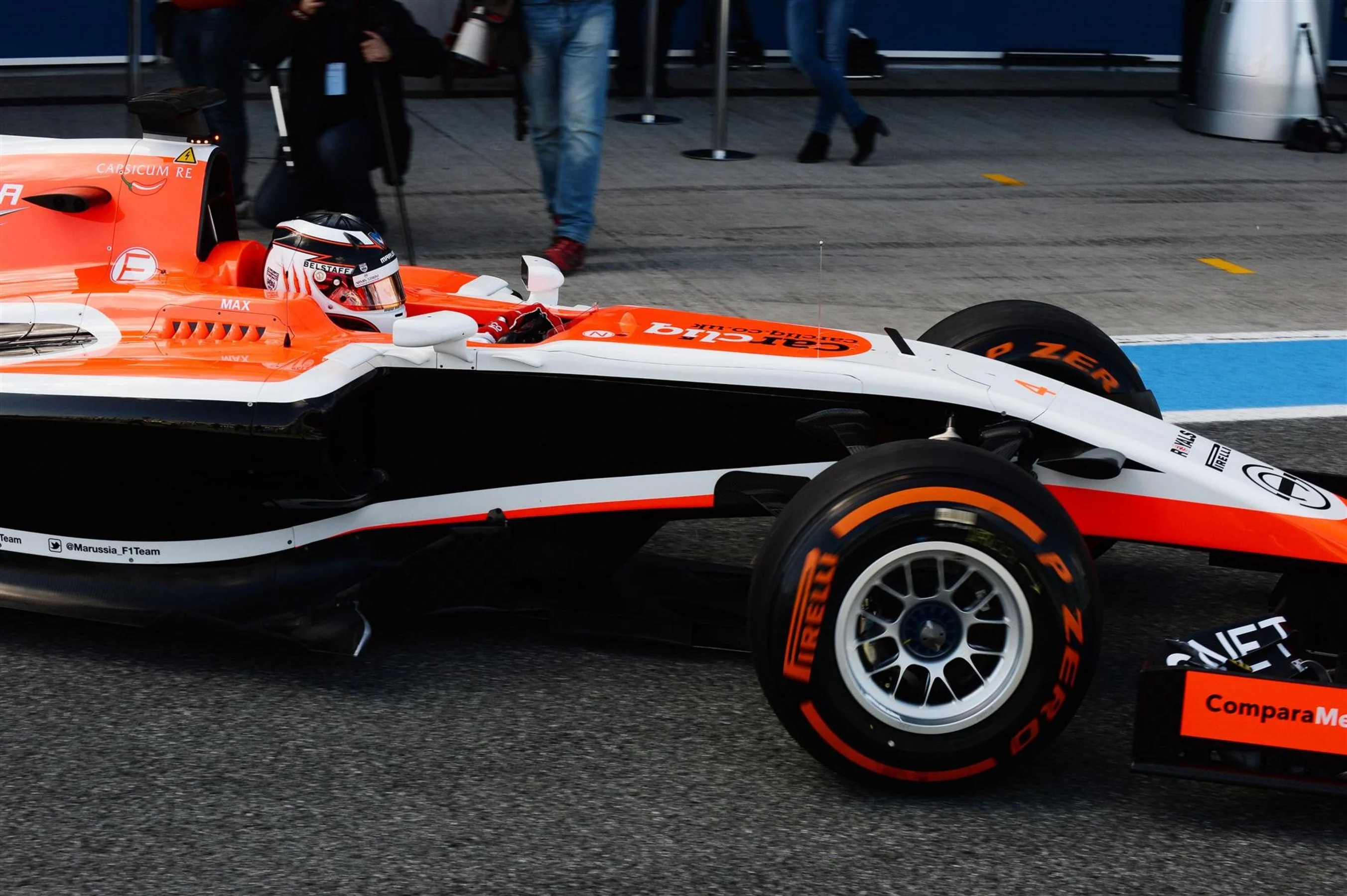 VnbQ-sutton-2013-dpl1430ja038.jpg