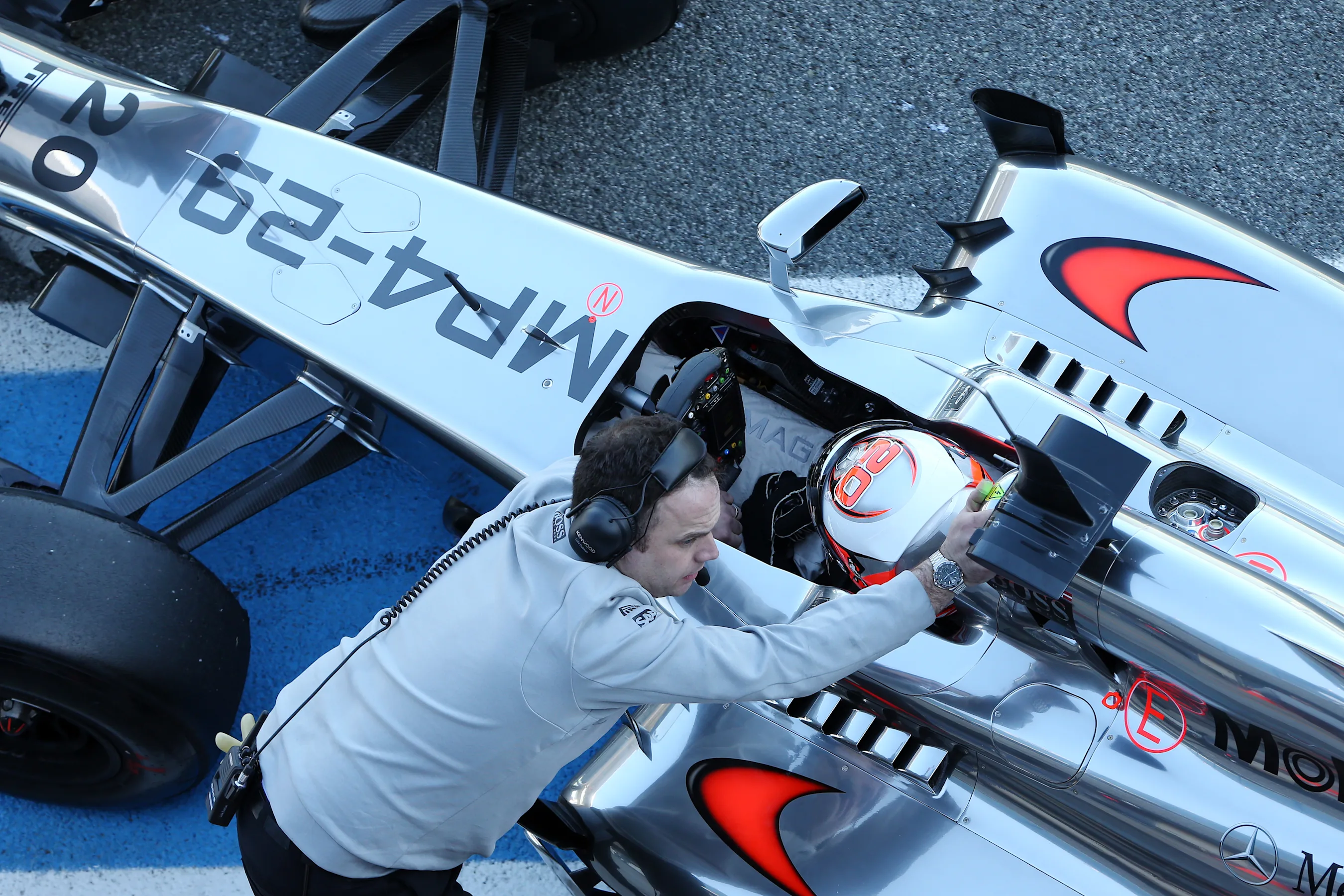 Kevin Magnussen (DEN) McLaren MP4-29. Formula One Testing, Jerez, Spain, Day Three, Thursday, 30