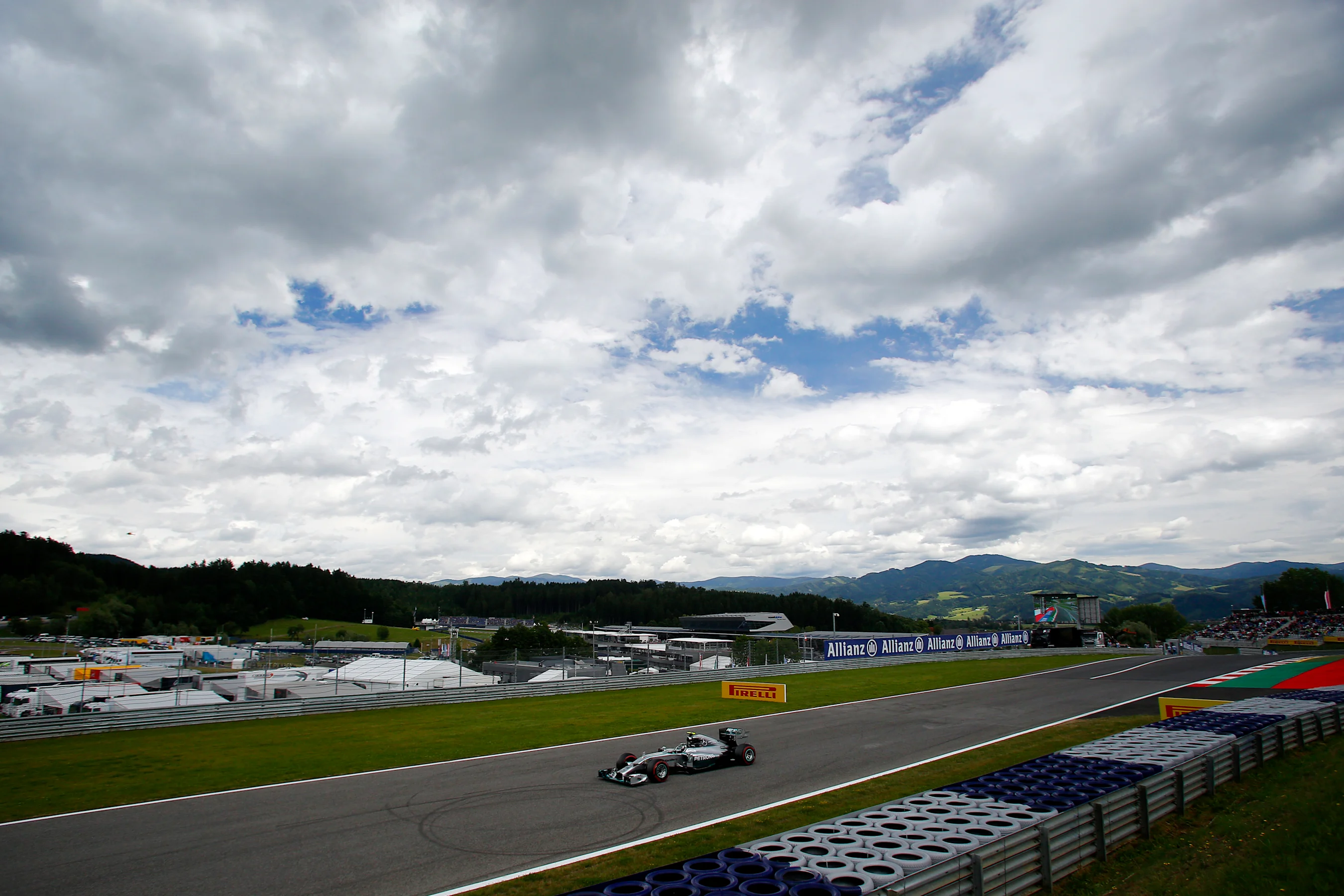 Nico Rosberg (GER) Mercedes AMG F1 W05. Formula One World Championship, Rd8, Austrian Grand Prix,