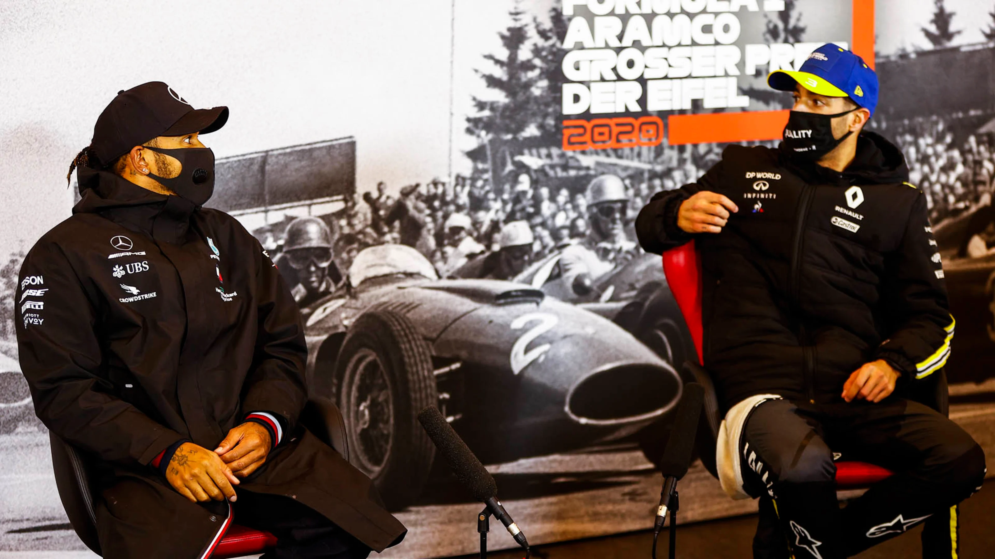 Race Winner Lewis Hamilton, Mercedes-AMG Petronas F1 and Max Verstappen, Red Bull Racing in the