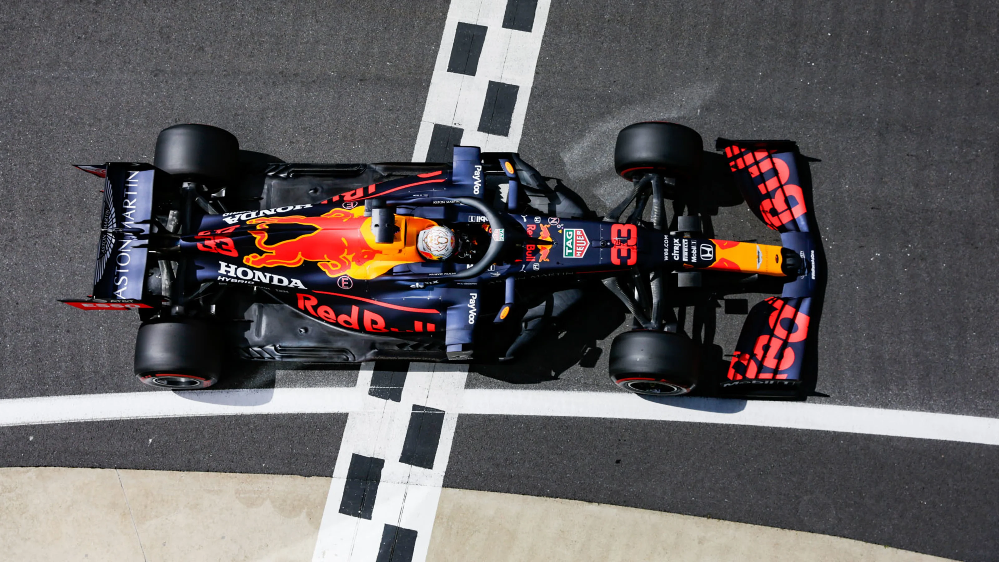 33 VERSTAPPEN Max (nld), Aston Martin Red Bull Racing Honda RB16, action during the Formula 1