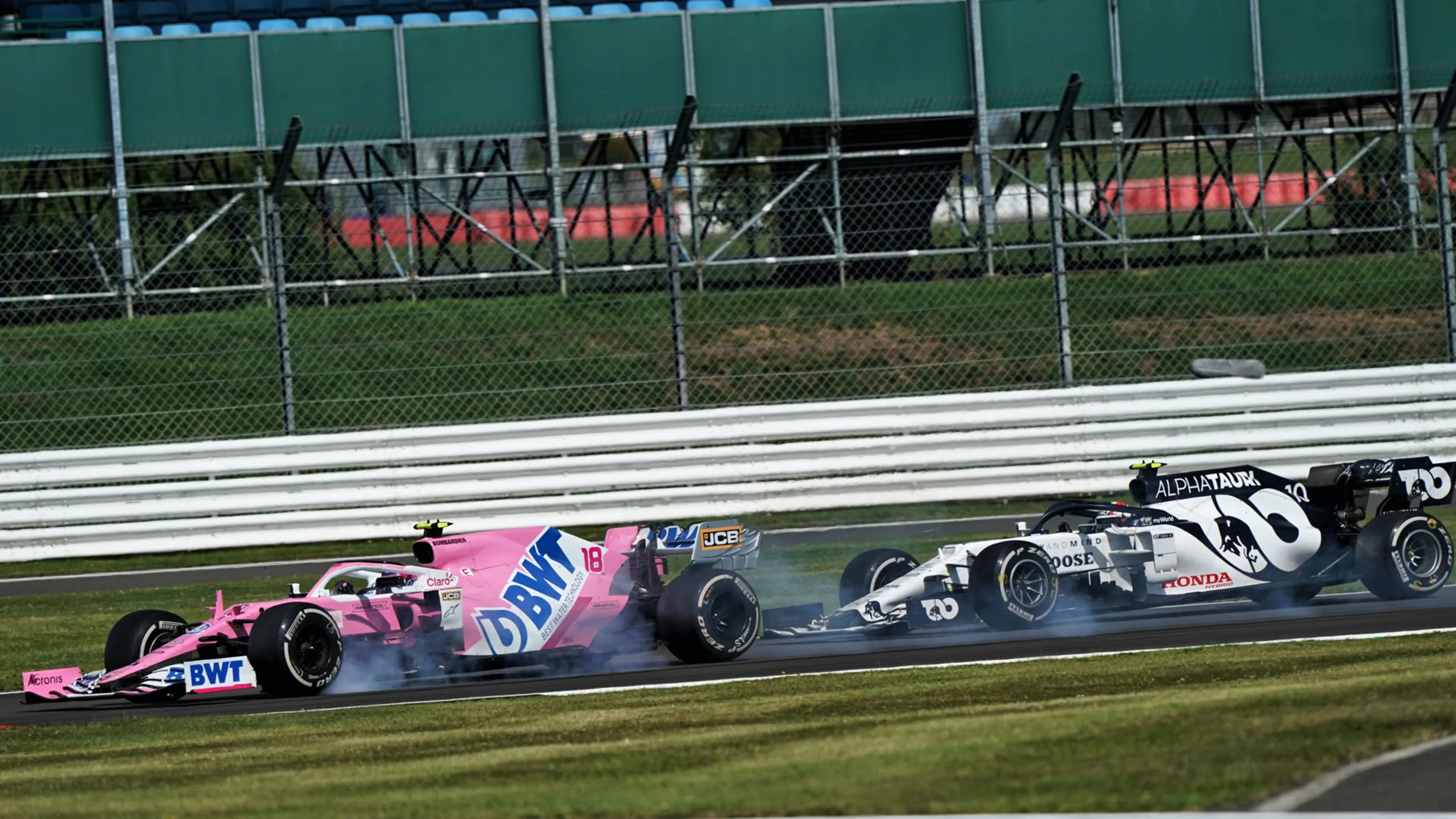 Lance Stroll (CDN) Racing Point F1 Team RP20 and Pierre Gasly (FRA) AlphaTauri AT01.
02.08.2020.