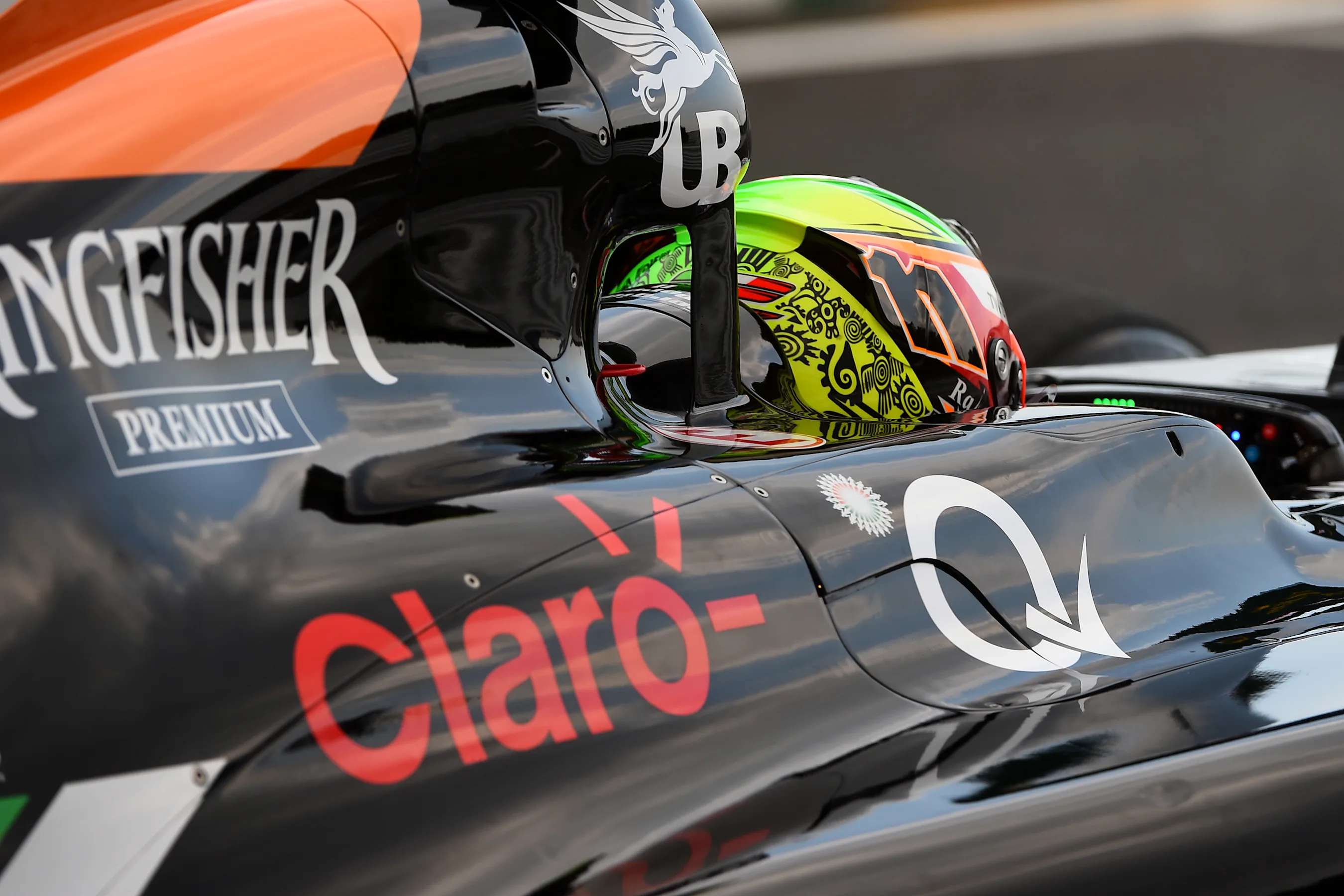 Sergio Perez (MEX) Force India VJM07. Formula One World Championship, Rd15, Japanese Grand Prix,