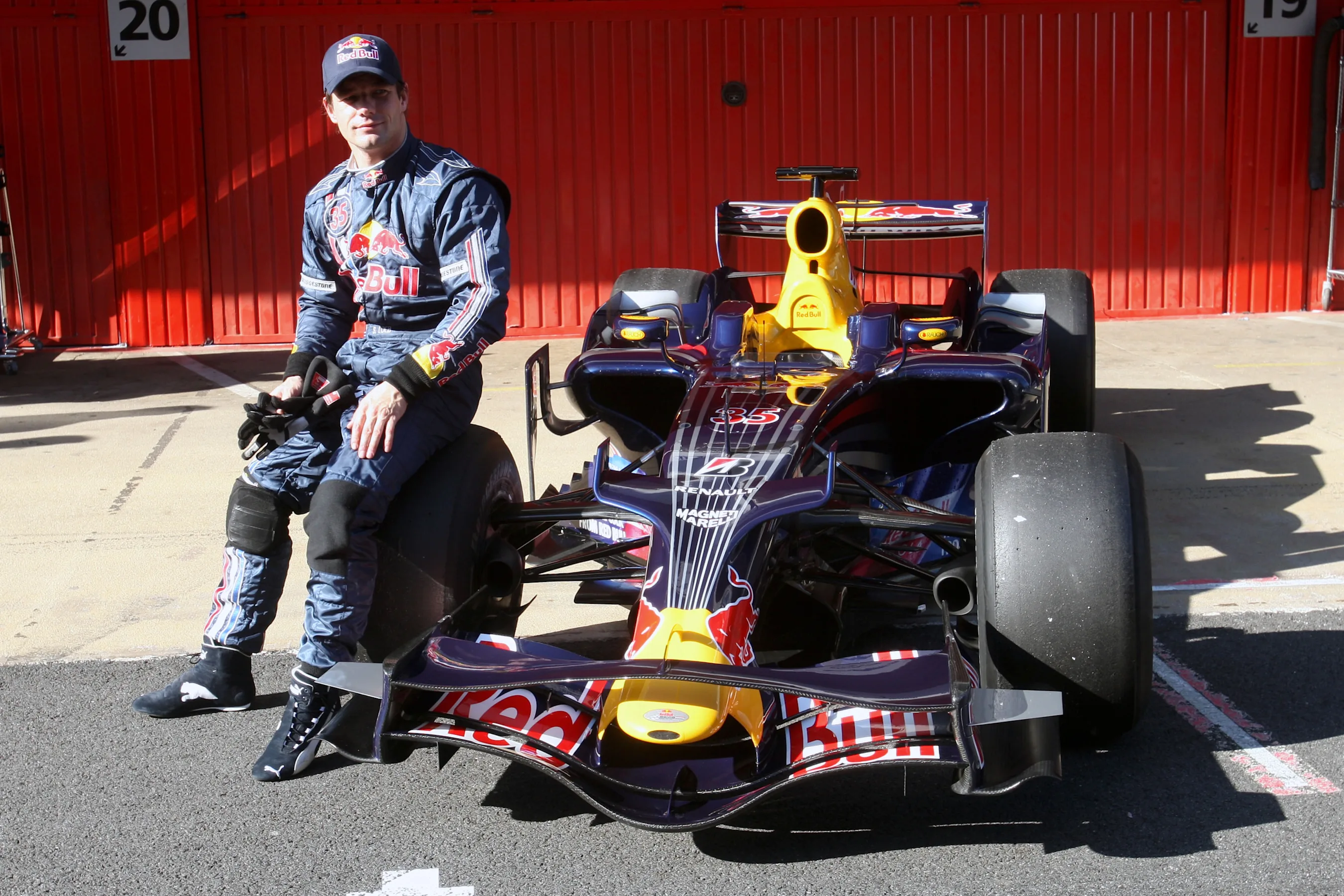 Sebastien Loeb (FRA) World Rally Champion tests for Red Bull Racing.  Formula One Testing, Day