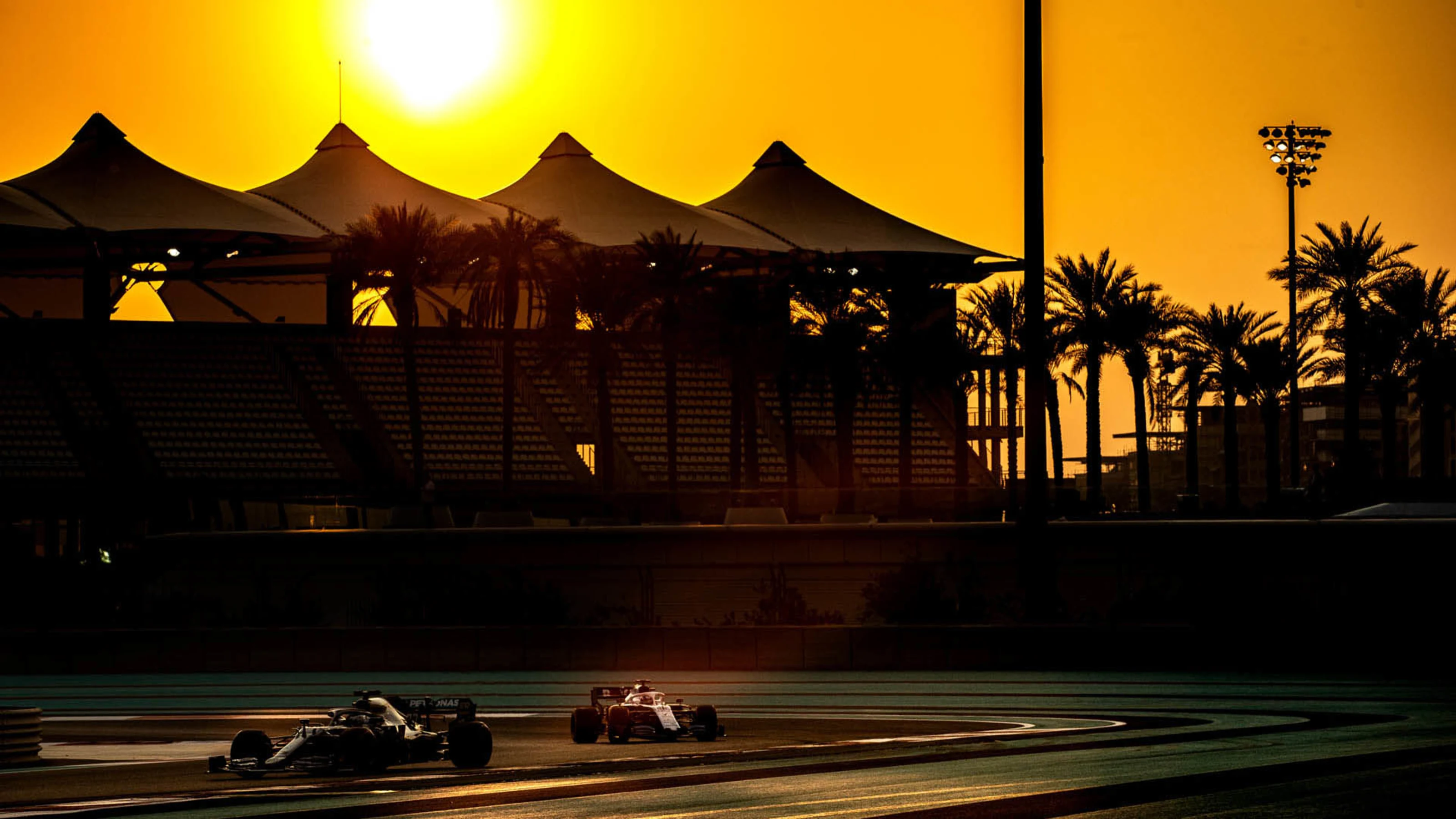 Valtteri Bottas (FIN) Mercedes AMG F1 W10.
03.12.2019. Formula 1 Testing, Yas Marina Circuit, Abu