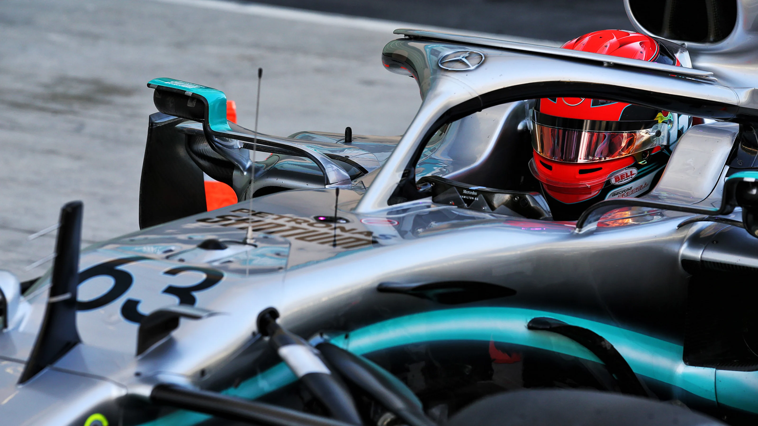George Russell (GBR) Mercedes AMG F1 W10 Test Driver.
04.12.2019. Formula 1 Testing, Yas Marina