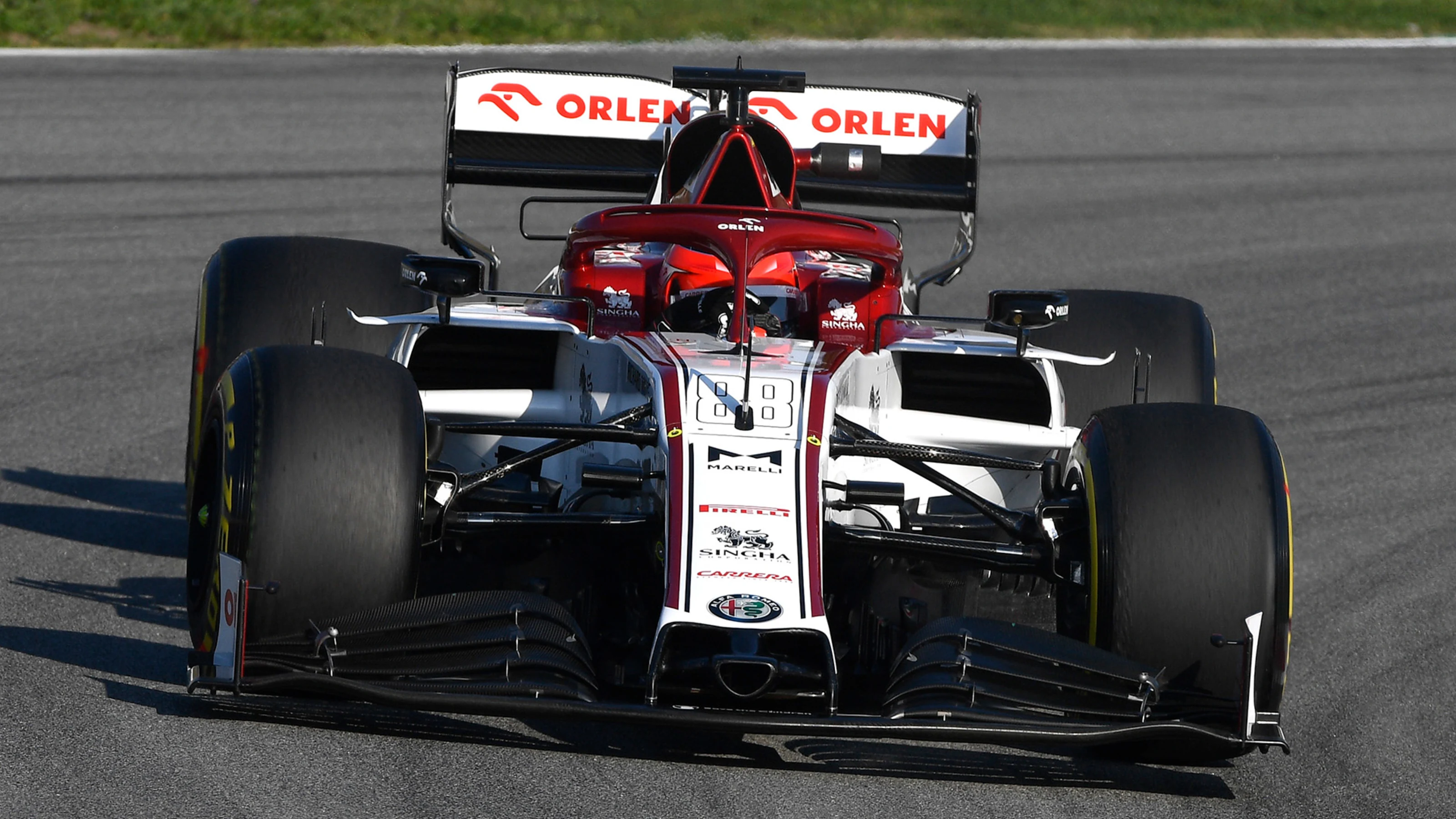 BARCELONA, SPAIN - FEBRUARY 19: Robert Kubica of Poland driving the (88) Alfa Romeo Racing C39