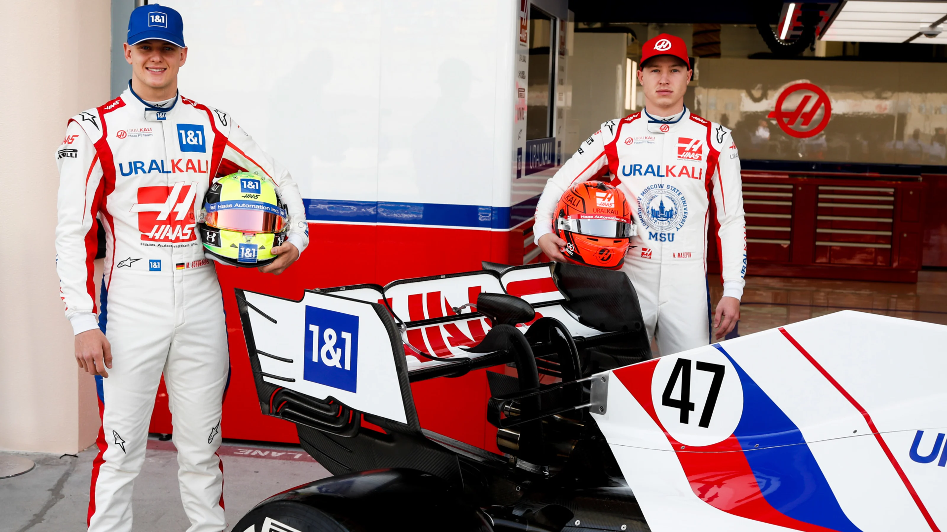 BAHRAIN INTERNATIONAL CIRCUIT, BAHRAIN - MARCH 12: Mick Schumacher, Haas F1 and Nikita Mazepin,