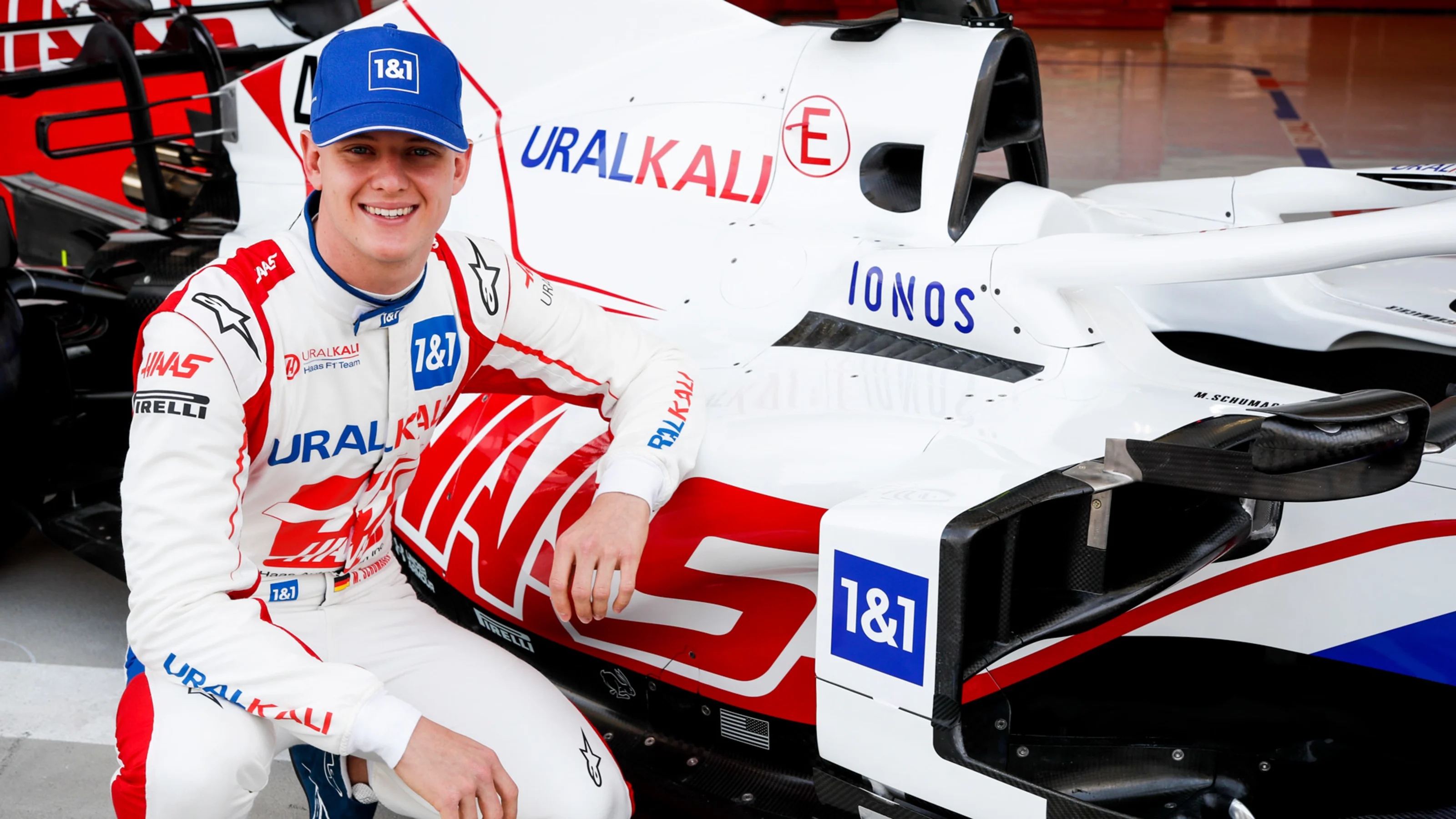 BAHRAIN INTERNATIONAL CIRCUIT, BAHRAIN - MARCH 12: Mick Schumacher, Haas F1 Ionos reveal during the