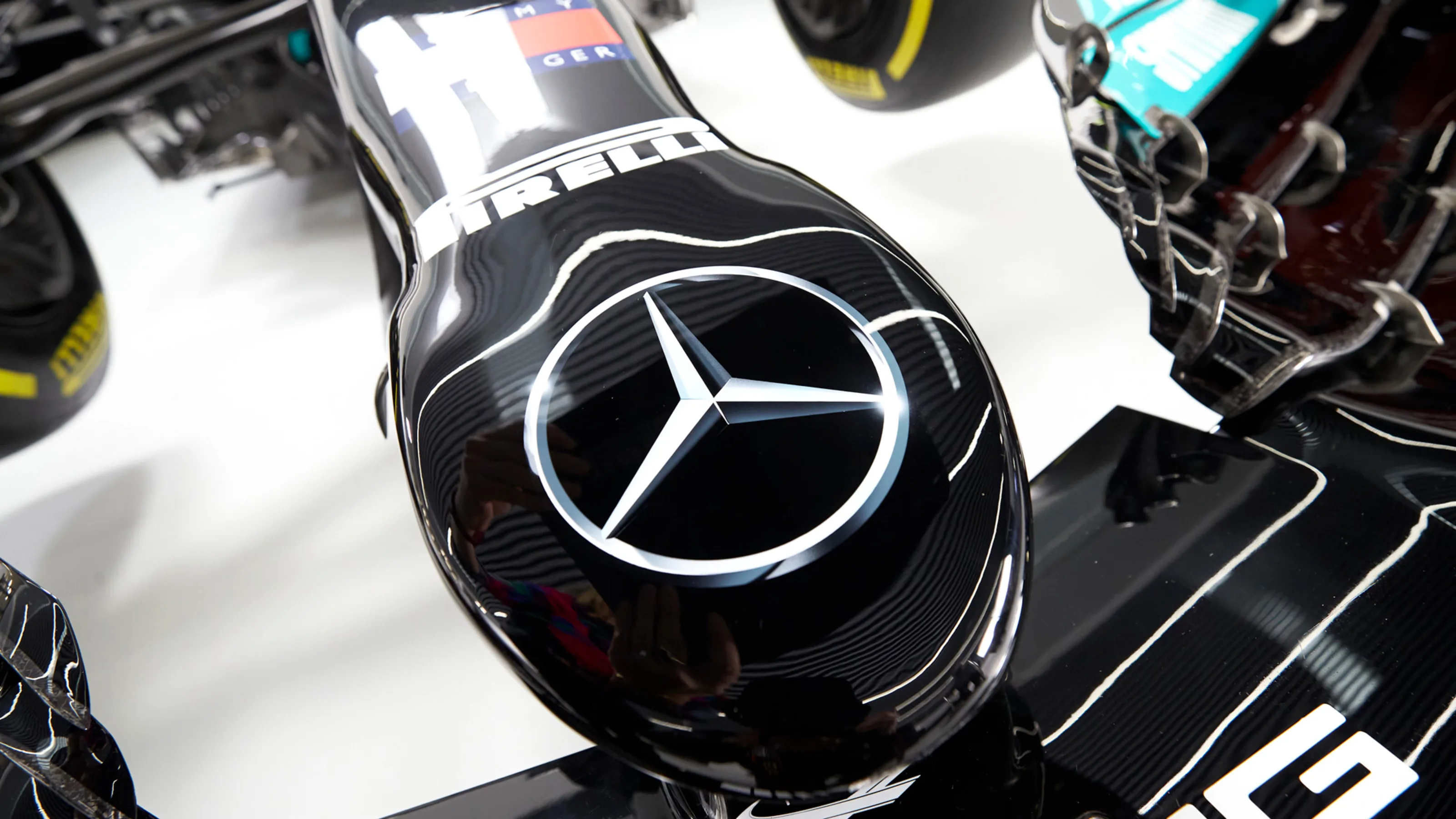 Mercedes-AMG F1 W12 E Performance