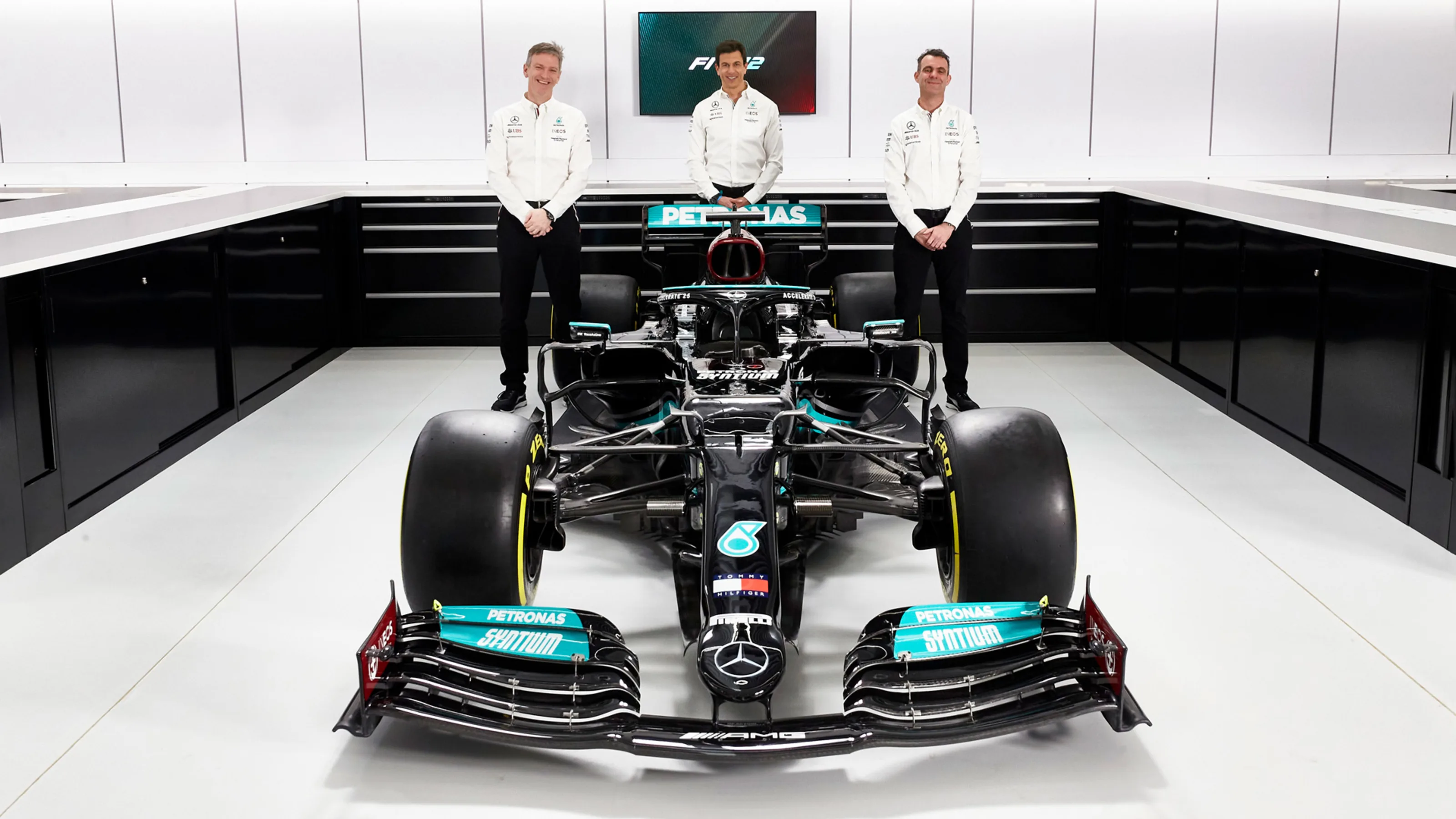Mercedes-AMG F1 W12 E Performance