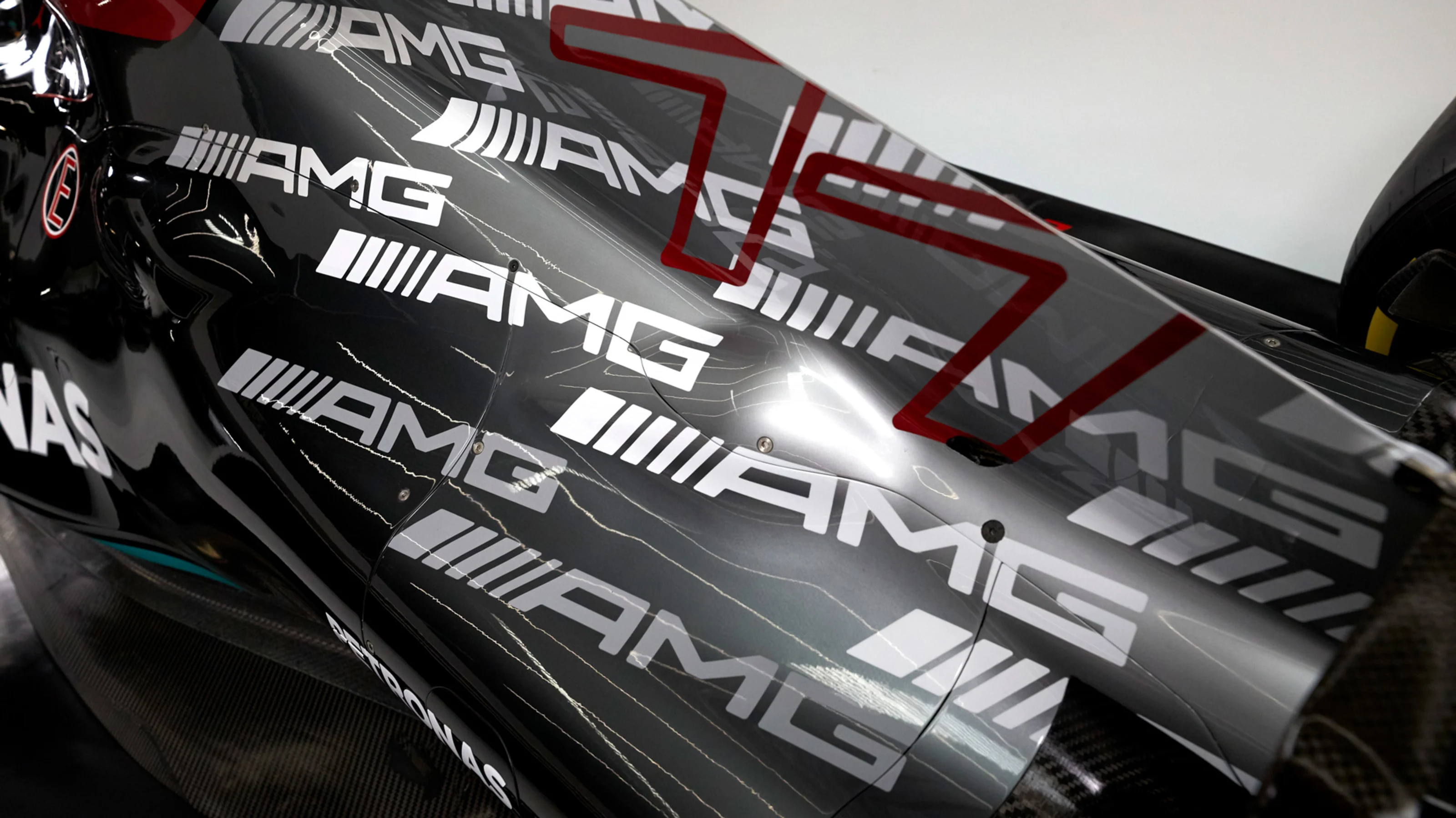 Mercedes-AMG F1 W12 E Performance
