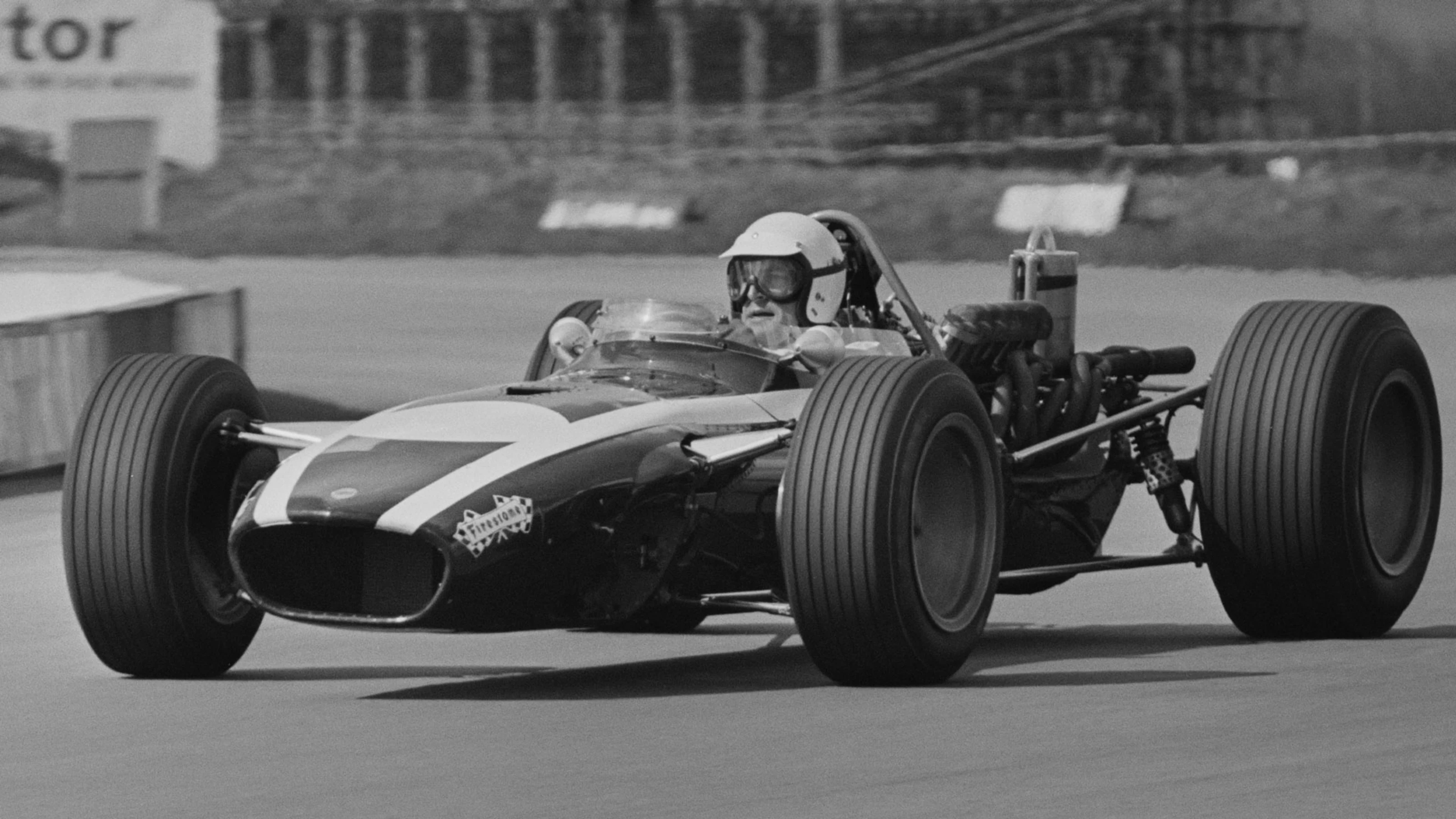 Italian race car driver Ludovico Scarfiotti (1933 - 1968) driving a Cooper T86 at Silverstone