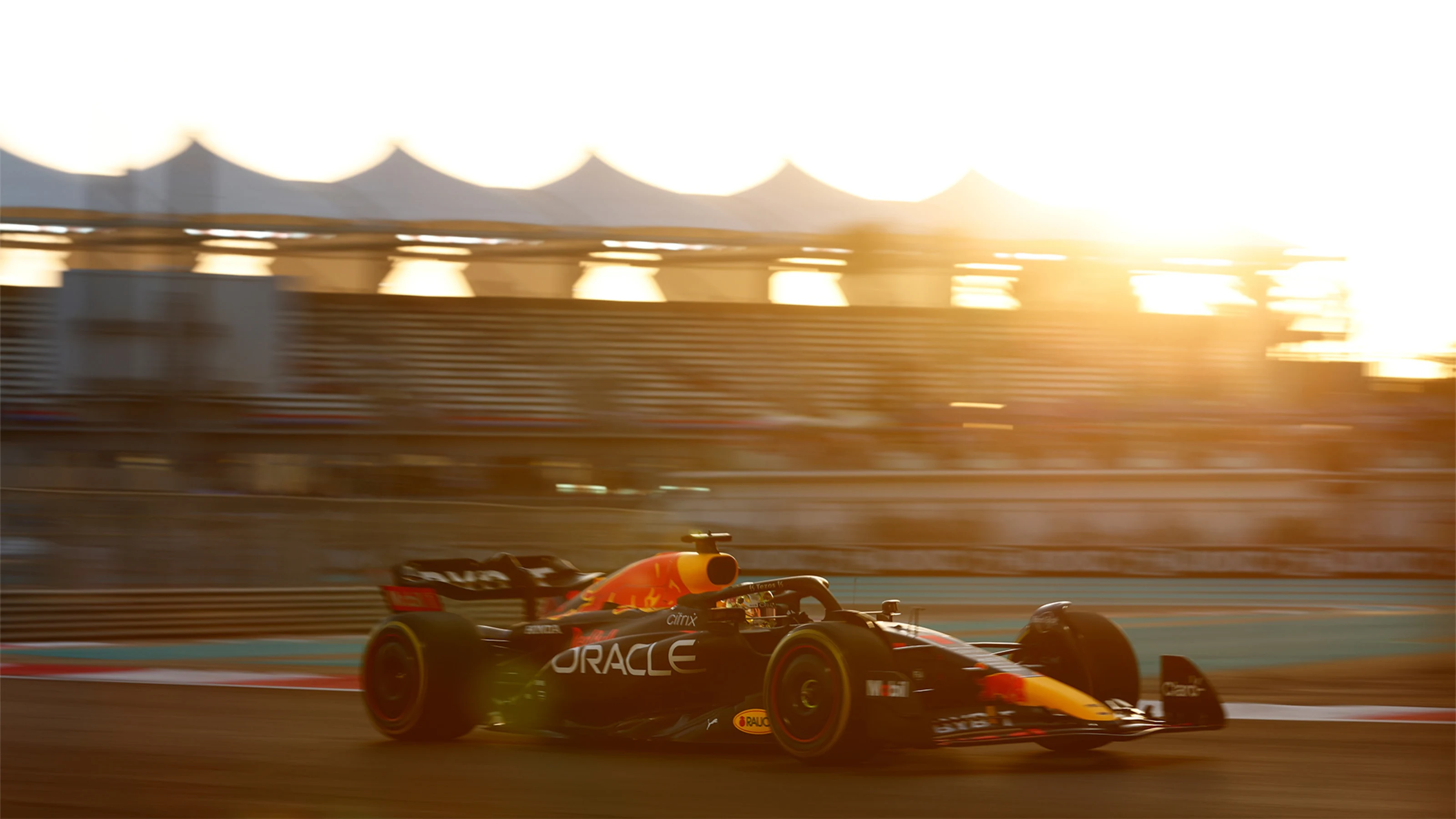 verstappen-fp2-2.jpg